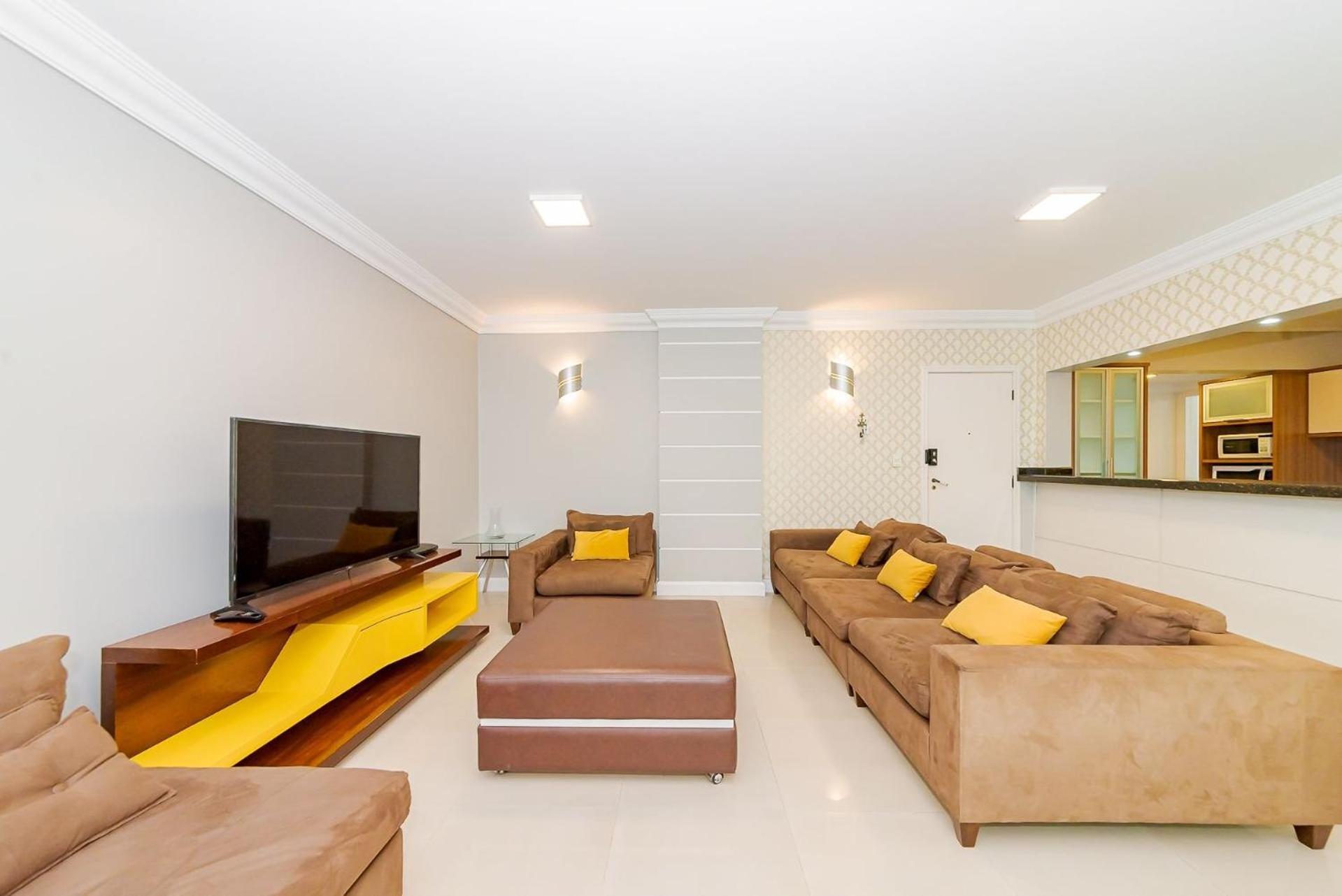 Apto Amplo 1Suite Mais 2Quartos - Quadra Mar 50M Da Praia - Somente Familiares Balneario Camboriu Bagian luar foto